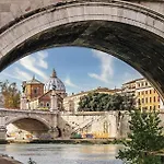 Stunning Apartment In Roma With Wifi